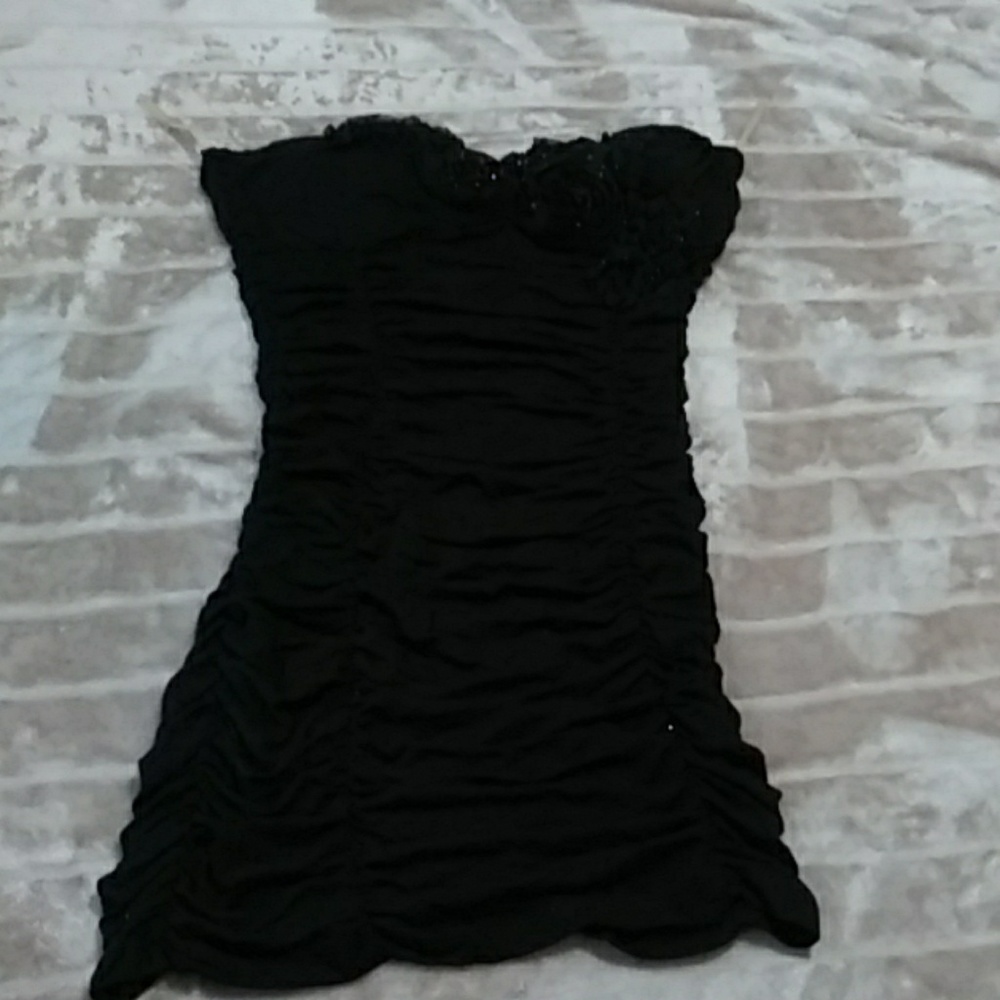 🆕Wet Seal Scrunchy Bodycon Dress